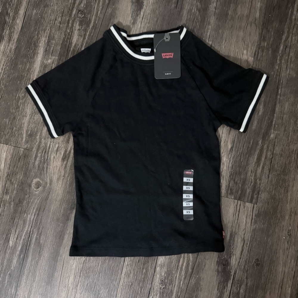 Levi's Black Short Sleeve Tee